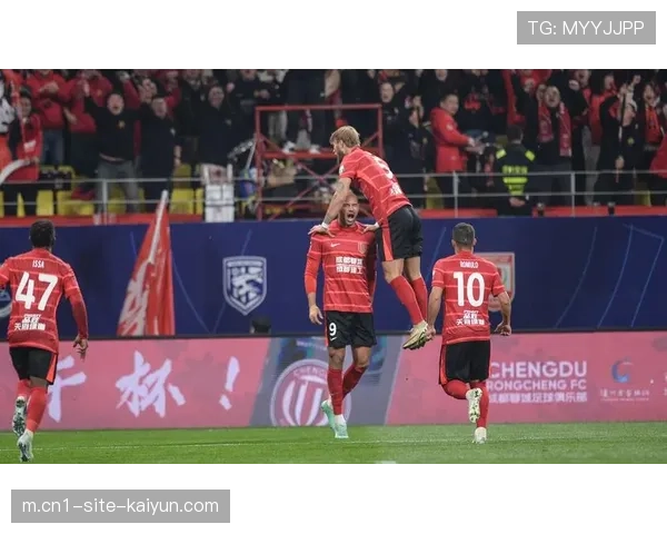 费利佩前场支点作用明显 成都蓉城进攻体系围绕其展开 费利佩前场支点作用明显 成都蓉城进攻体系围绕其展开